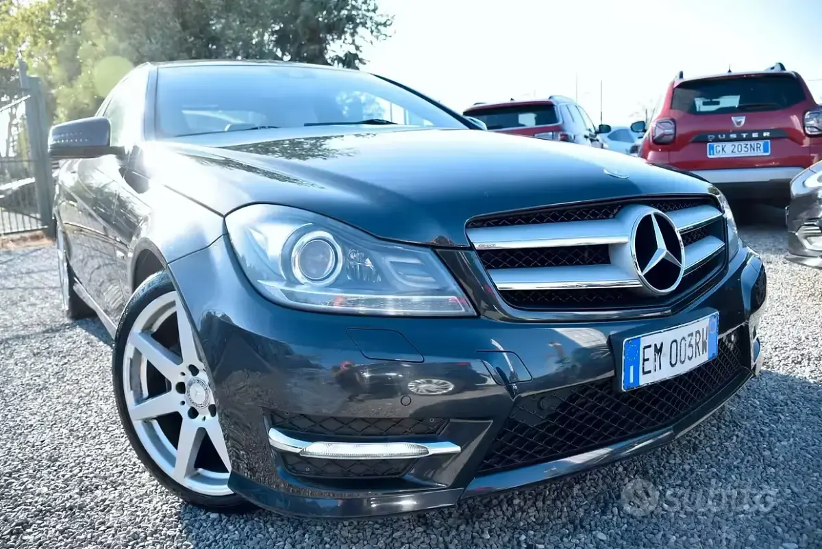 Usata Mercedes C220 Avantgarde 170 CV (125 kW) 2013 Grigio Coupé