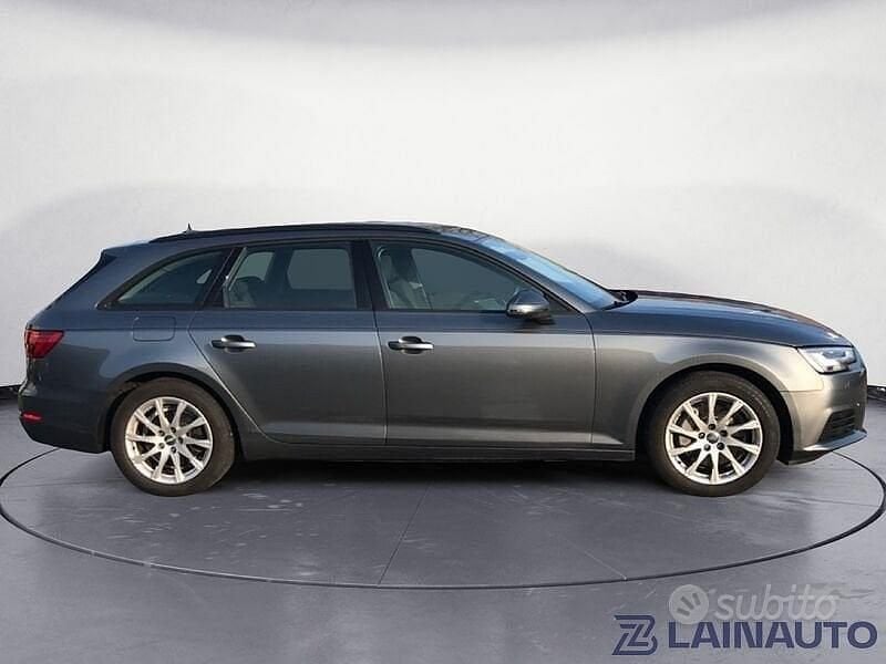 Usado Audi A4 Business 190 CV (139 kW) 2016 Gris Familiar
