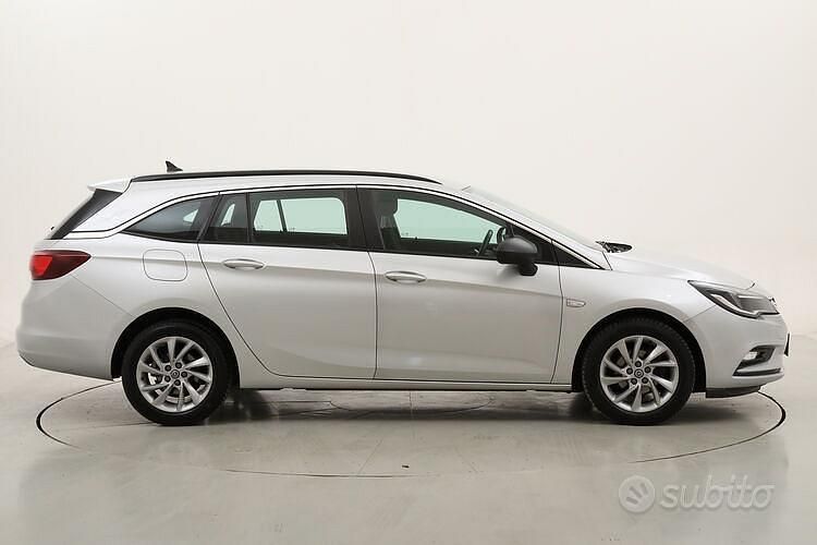 Usata Opel Astra Business 110 CV (80 kW) 2018 Grigio Station wagon