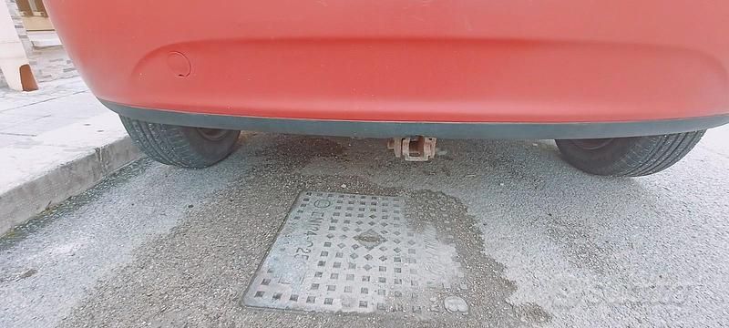 Usata Lancia Ypsilon 80 CV (58 kW) 2002 Rosso Utilitaria