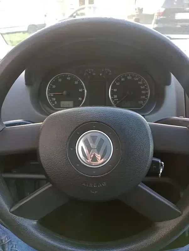 Usata VW Polo Highline 101 CV (74 kW) 2004 Utilitaria