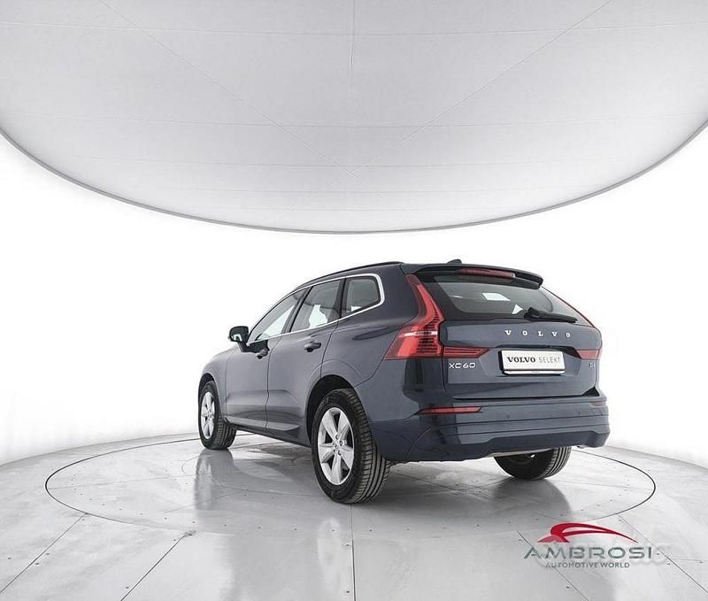 Usata Volvo XC60 Core 197 CV (144 kW) 2022 Blu SUV