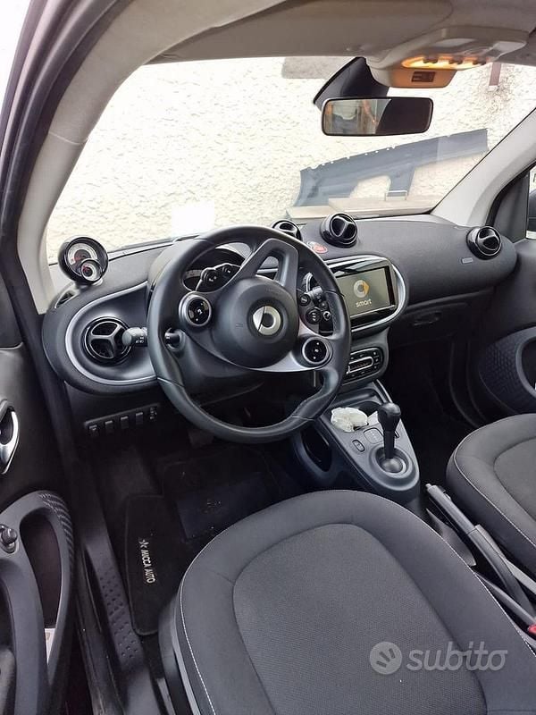 Usata Smart ForTwo Electric Drive Brabus 38 kW (52 CV) 2019 Nero Coupé