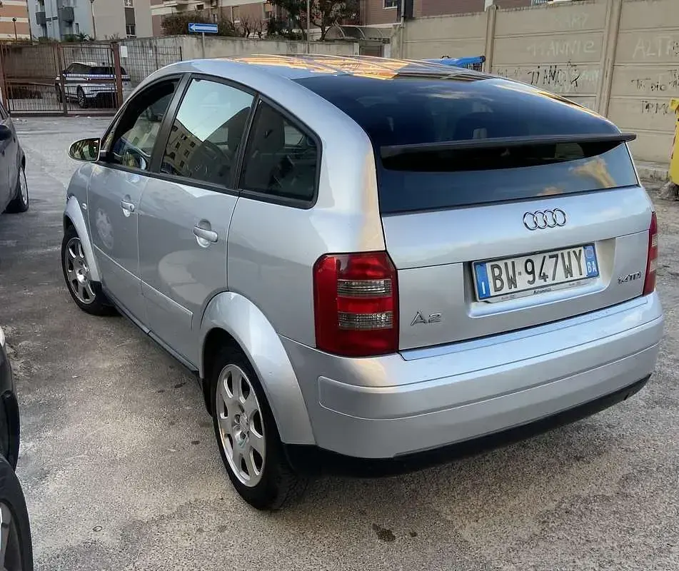 Usata Audi A2 Comfort 75 CV (55 kW) 2002 Utilitaria