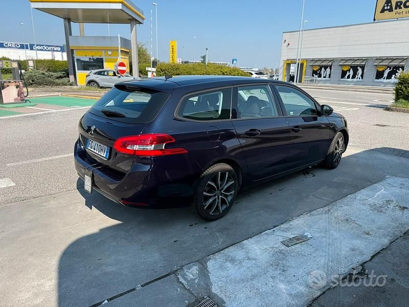 Usata Peugeot 308 2016 Blu Station wagon