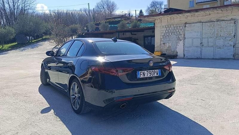 Usata Alfa Romeo Giulia Super 150 CV (110 kW) 2018 Berlina