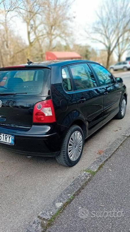 Usata VW Polo 75 CV (55 kW) 2005 Nero Utilitaria