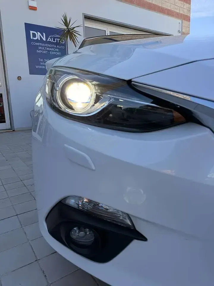 Usata Mazda 3 Evolve 105 CV (77 kW) 2016 Perlato Berlina