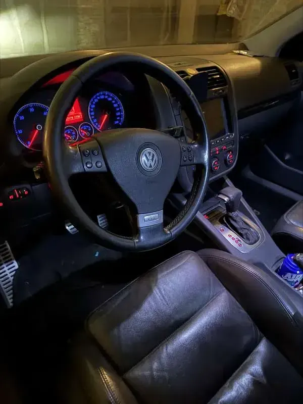Usata VW Golf VI 75 CV (55 kW) 2008 Utilitaria