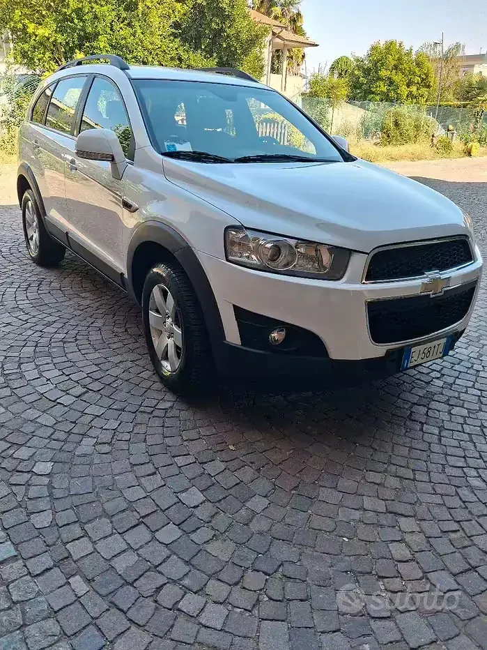 Usata Chevrolet Captiva 167 CV (122 kW) 2011 Bianco SUV