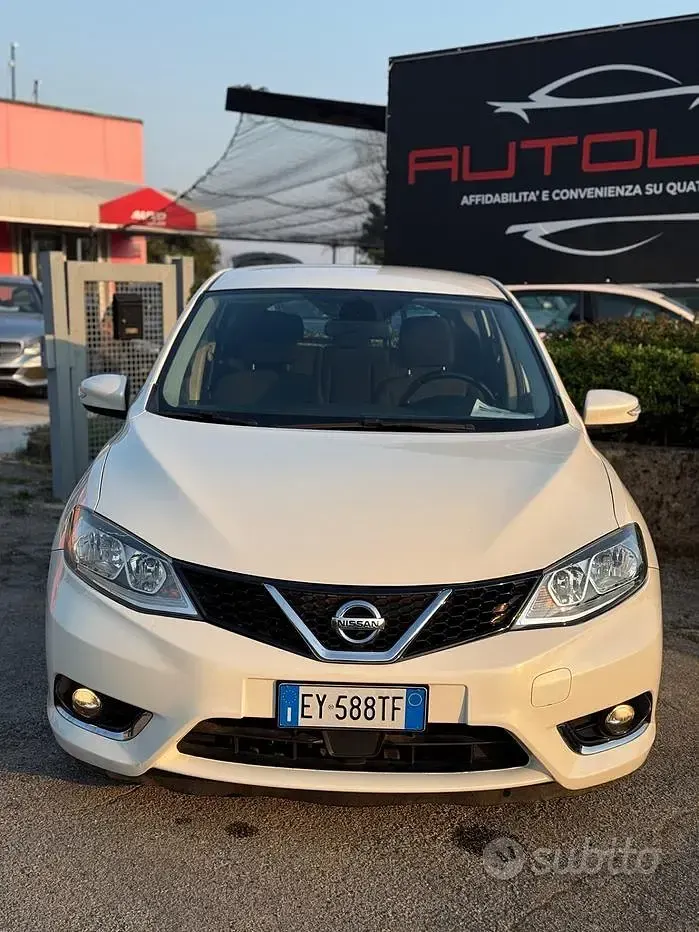 Usata Nissan Pulsar Tekna 110 CV (80 kW) 2015 Bianco Utilitaria