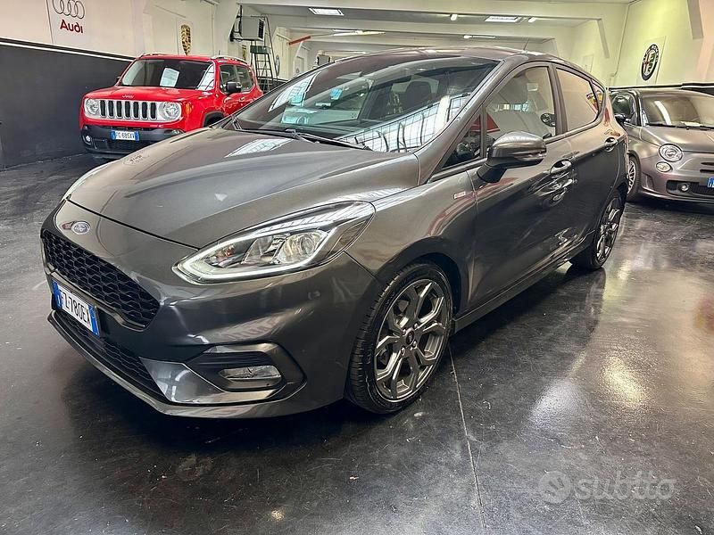 Usata 2020 Ford Fiesta ST-Line Due volumi | 11.900 € (Buon prezzo) - Immagine 1/4