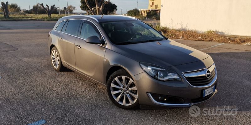 Usata Opel Insignia Sport 170 CV (125 kW) 2016 Grigio Station wagon