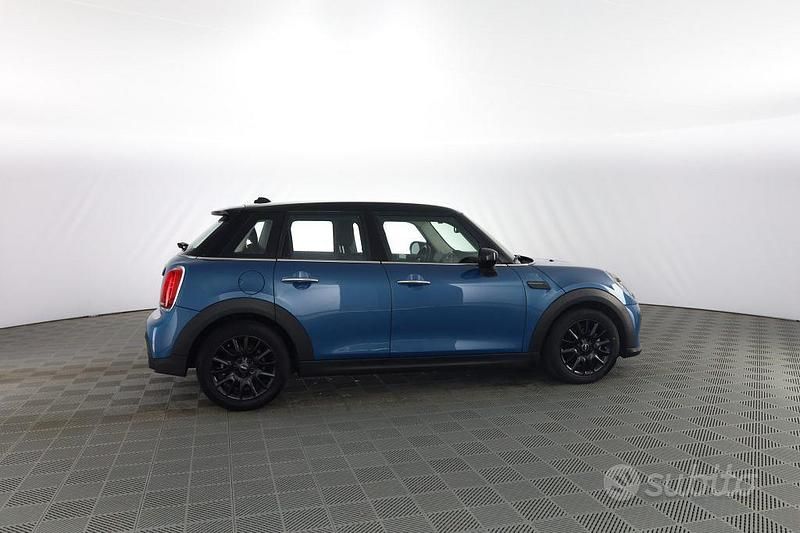 Usata Mini Cooper Classic 136 CV (100 kW) 2023 Blu Utilitaria