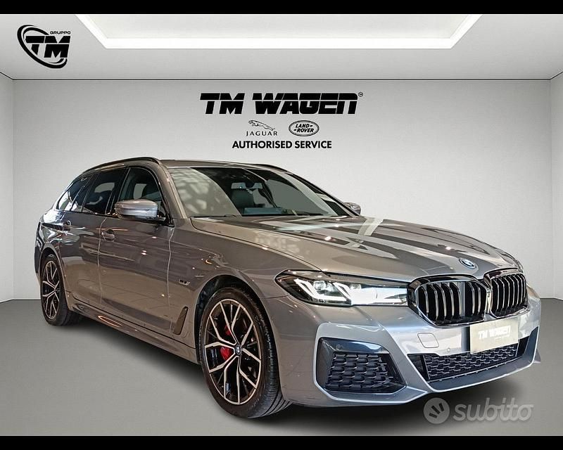 Usata BMW 530e M Sport 292 CV (214 kW) 2023 Grigio Station wagon