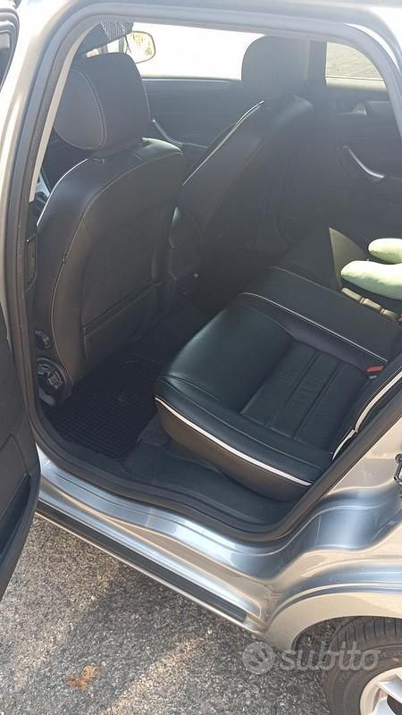 Usata Ford Mondeo 163 CV (119 kW) 2012 Grigio Station wagon