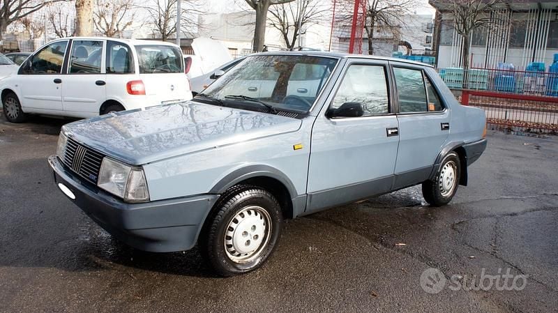 Usata Fiat Regata 67 CV (49 kW) 1984 Blu Berlina