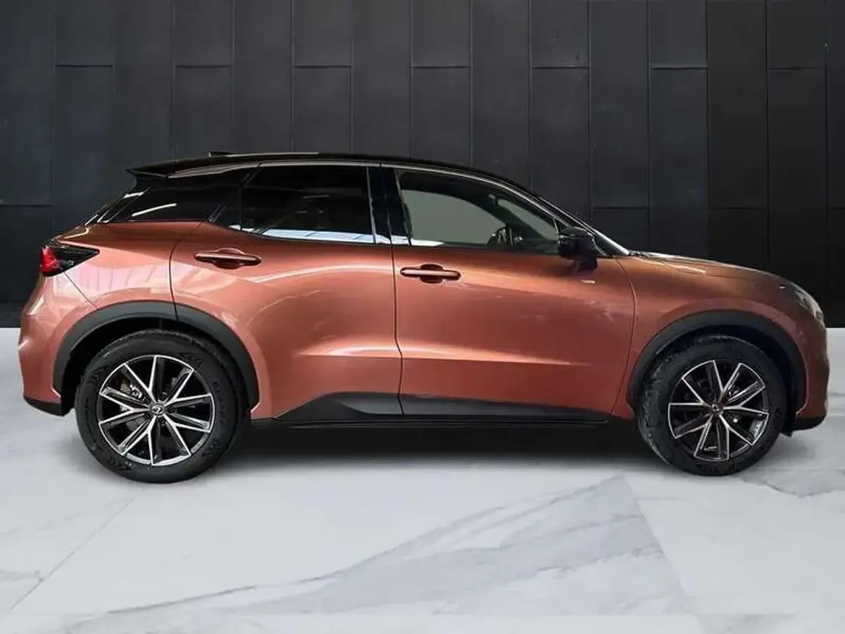 Usata Lexus LBX 136 CV (100 kW) 2024 Other SUV