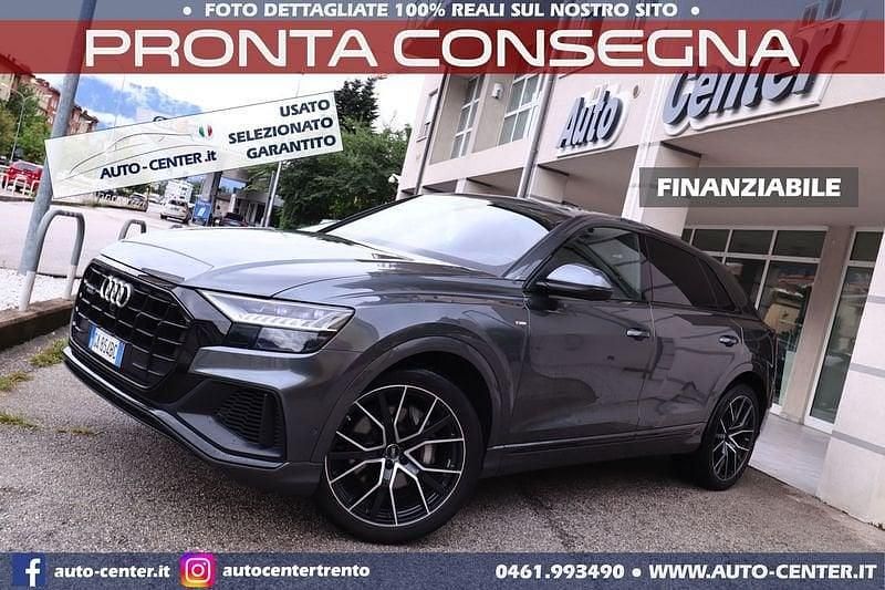 Grigio Usata 2020 Audi Q8 S-Line SUV | 52.900 € (Ottimo prezzo) - Immagine 1/4