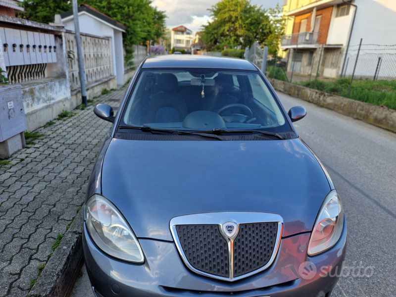 Usata Lancia Ypsilon 2007 Grigio Utilitaria