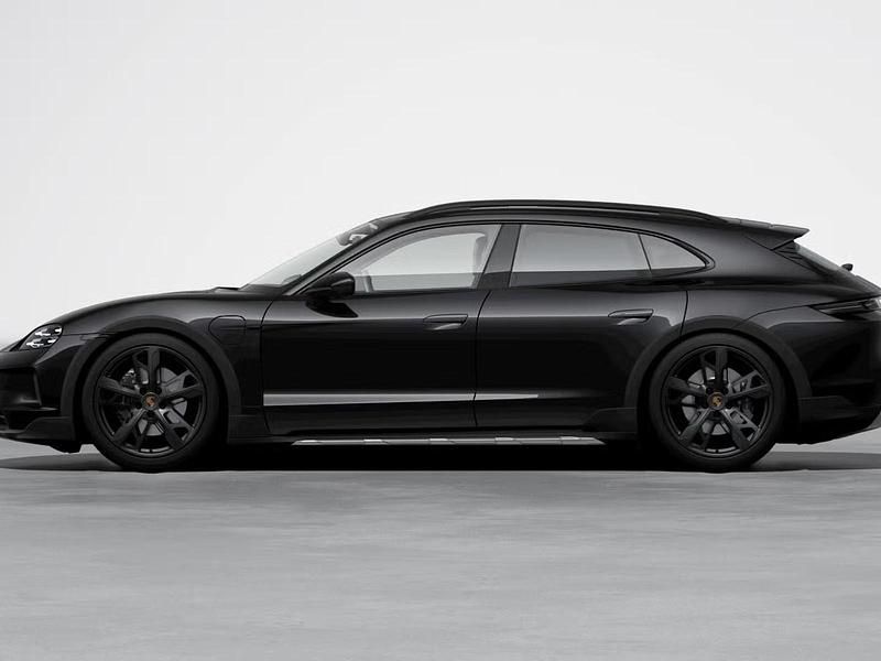 Nuova Porsche Taycan Cross Turismo 300 kW (408 CV) 2026 Nero jet metallizzato