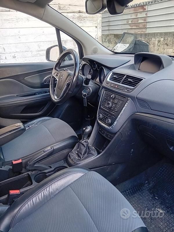 Usata Opel Mokka Cosmo 115 CV (84 kW) 2014 Nero SUV