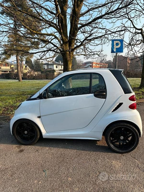 Usata Smart ForTwo Cabrio Brabus 2011 Bianco Cabrio