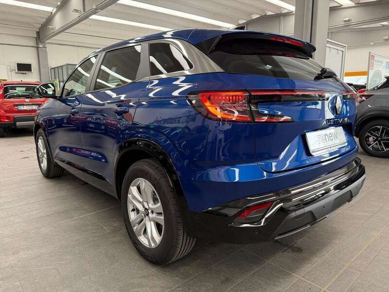 Usata Renault Austral Evolution 131 CV (96 kW) 2024 Blu iron SUV