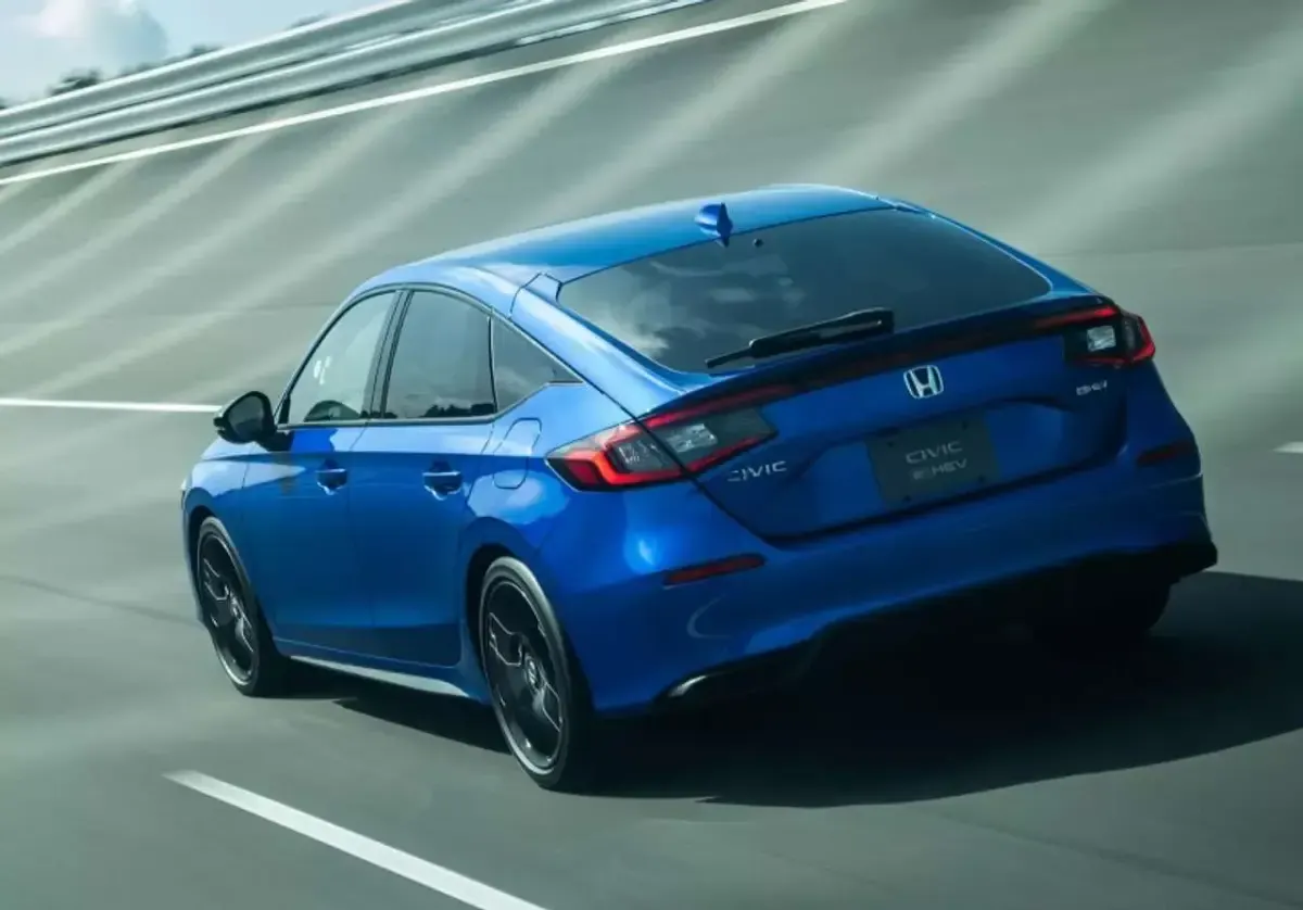 Nuova Honda Civic Elegance 184 CV (135 kW) 2025 Argento Berlina