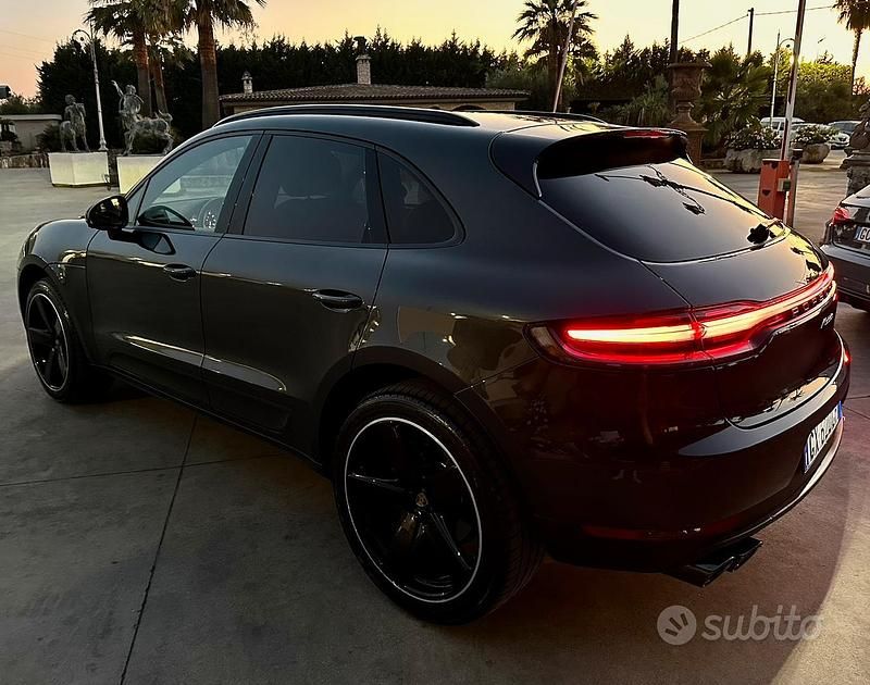 Usata Porsche Macan 245 CV (180 kW) 2019 Grigio SUV