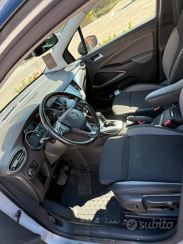 Usata Opel Crossland 83 CV (61 kW) 2020 Grigio SUV