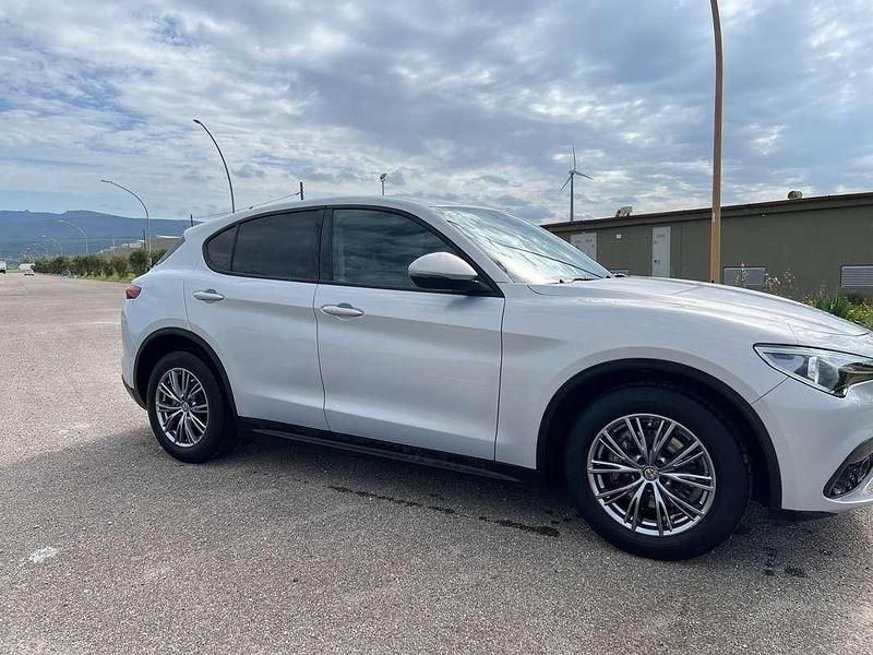 Usata Alfa Romeo Stelvio Business 190 CV (139 kW) 2021 Grigio SUV
