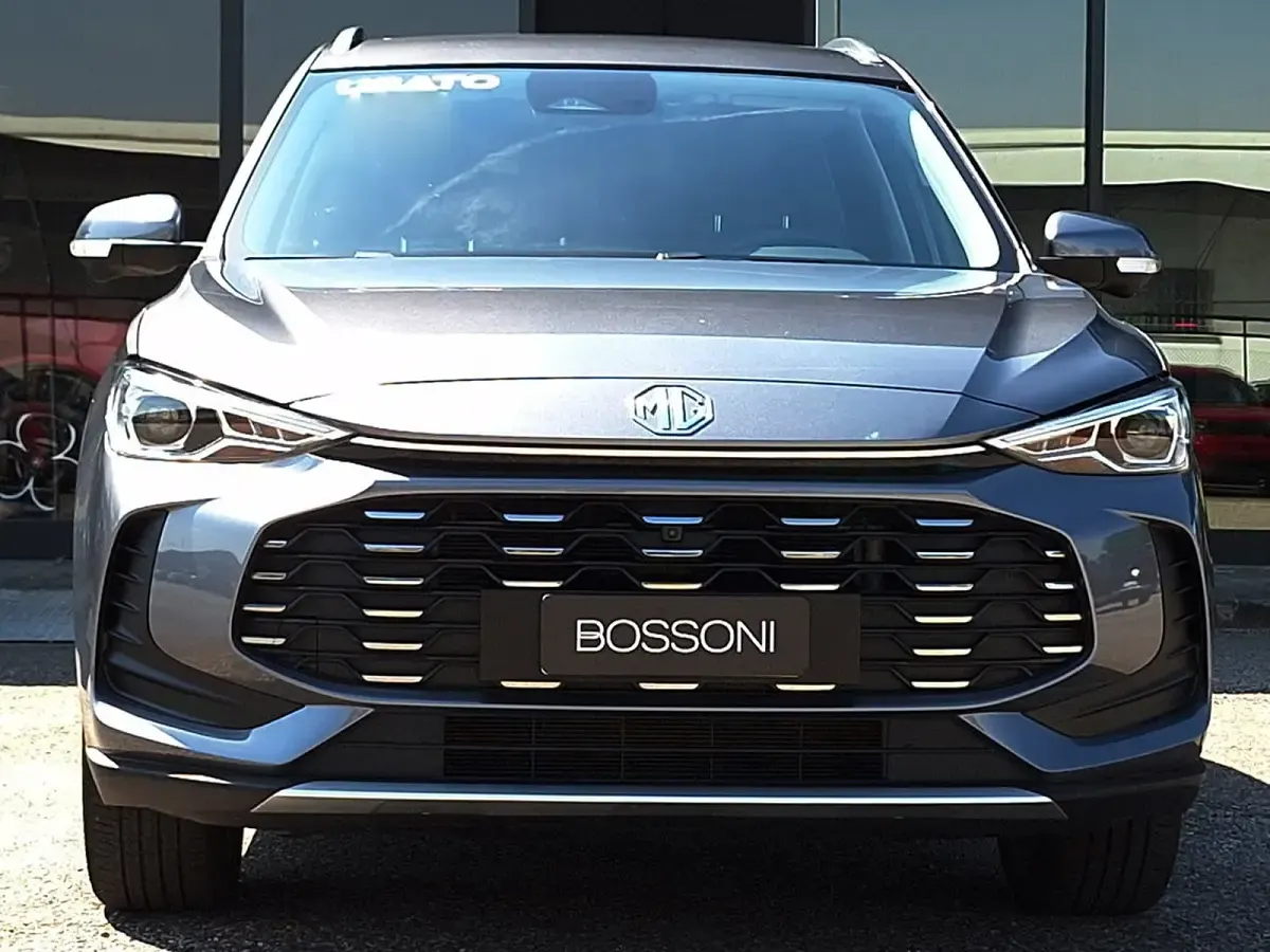 Usata MG ZS Luxury 197 CV (144 kW) 2025 Grigio SUV