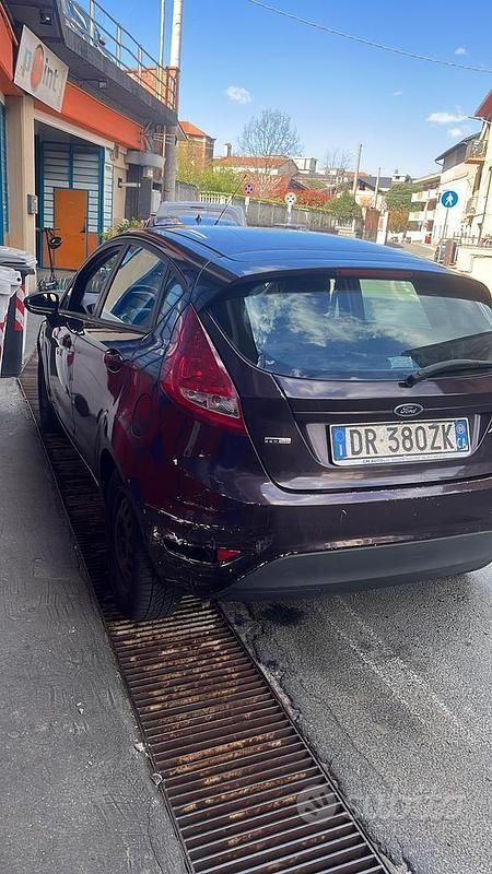 Usata Ford Fiesta 70 CV (51 kW) 2009 Utilitaria