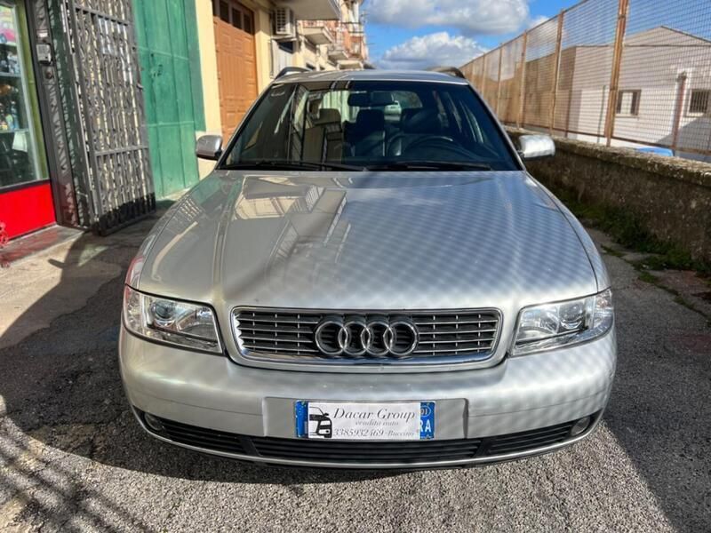 Usata Audi A4 116 CV (85 kW) 2001 Argento Station wagon