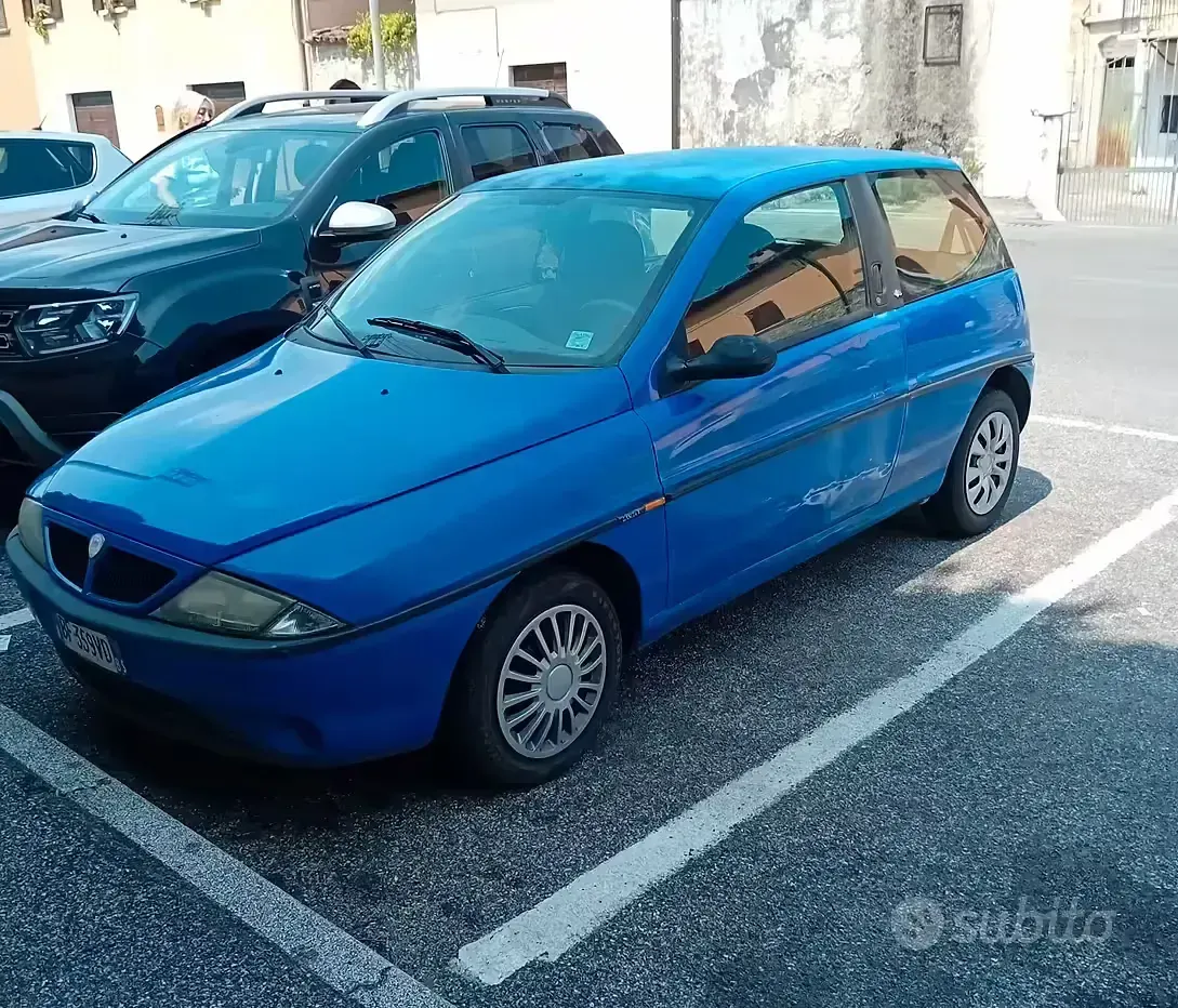 Usata Lancia Ypsilon 54 CV (39 kW) 1999 Utilitaria