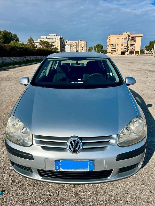 Usata VW Golf IV 105 CV (77 kW) 2006 Grigio Berlina