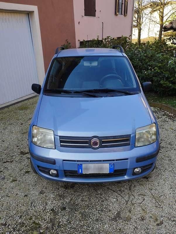 Usata Fiat Panda Dynamic 60 CV (44 kW) 2008 Blu/azzurro Utilitaria