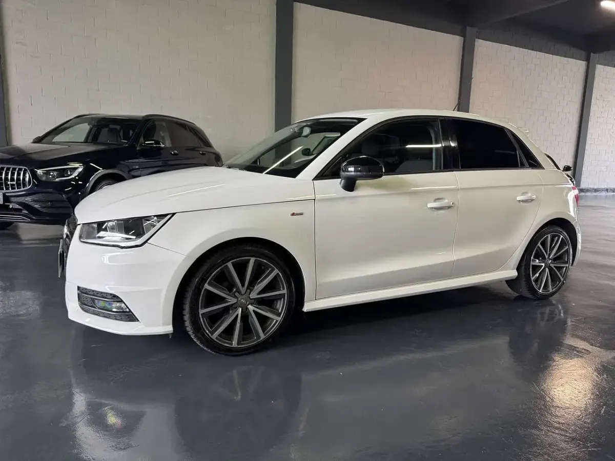 Usata Audi A1 Sportback S-Line 95 CV (69 kW) 2016 Other Utilitaria