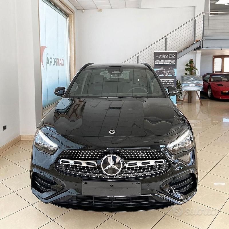 Usata Mercedes GLA200 AMG Line Premium 150 CV (110 kW) 2024 Nero SUV
