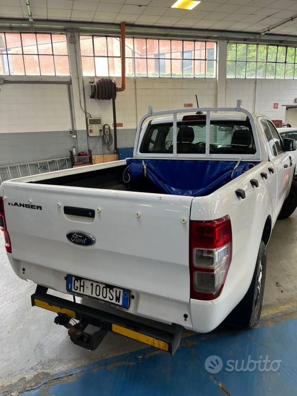 Usata Ford Ranger 143 CV (105 kW) 2022 Bianco Pick-up