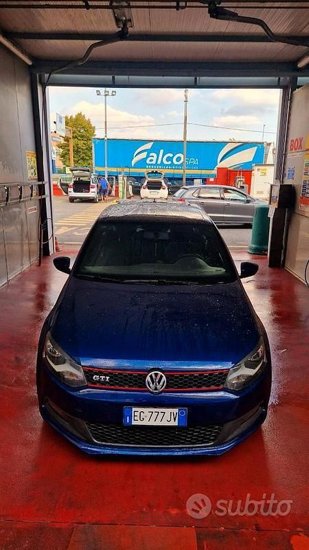 Blu/azzurro Usata 2011 VW Polo GTI Due volumi | 12.000 € (Molto cara) - Immagine 1/4