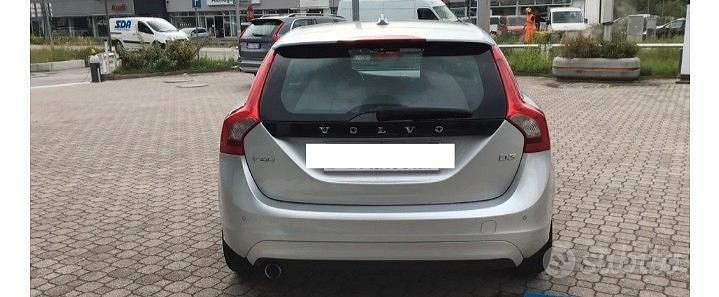 Usata Volvo V60 203 CV (149 kW) 2014 Grigio Station wagon