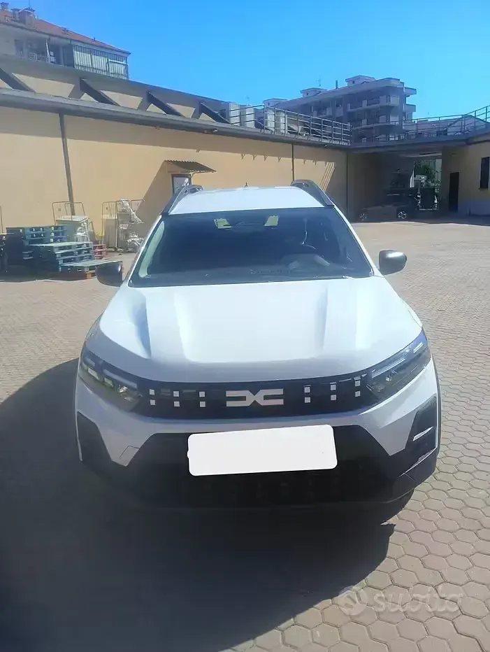 Usata Dacia Jogger 120 CV (88 kW) 2026 Monovolume