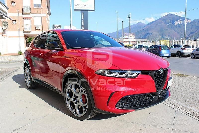 Usata Alfa Romeo Tonale 130 CV (95 kW) 2022 Rosso SUV