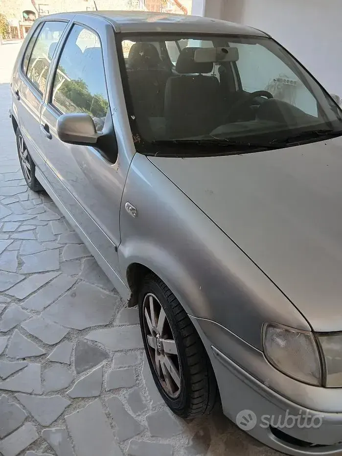 Usata VW Polo 75 CV (55 kW) 2000 Grigio Berlina
