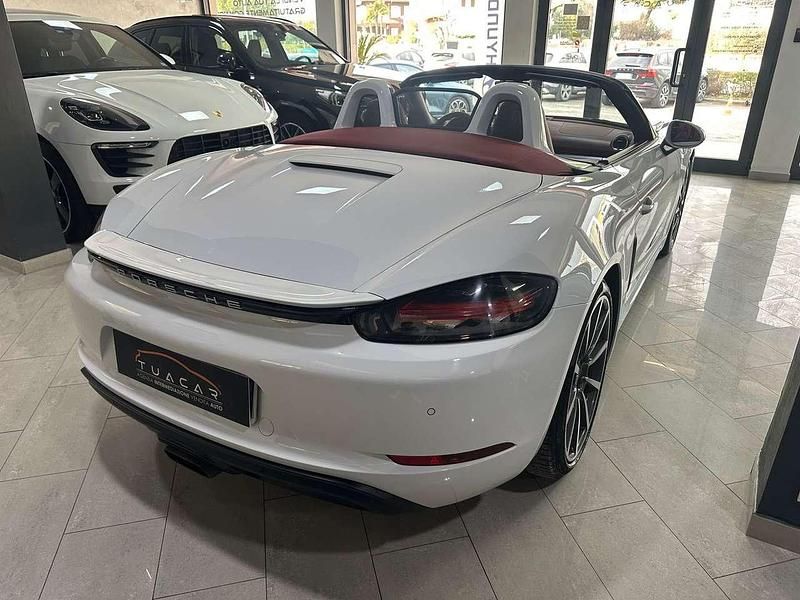 Usata Porsche 718 Sport 299 CV (219 kW) 2016 Bianco Berlina