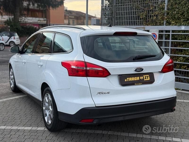 Usata Ford Focus Business Edition 120 CV (88 kW) 2015 Bianco Station wagon