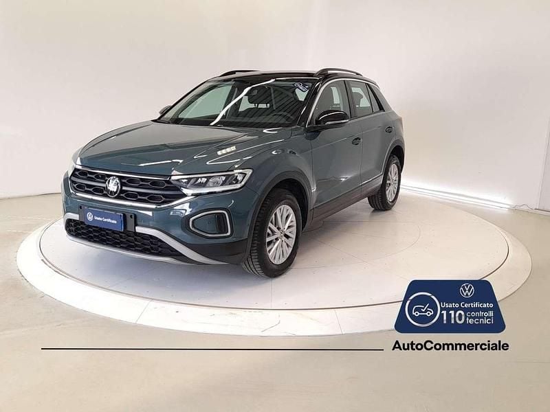 Usado VW T-Roc Life 116 CV (85 kW) 2025 Azul SUV