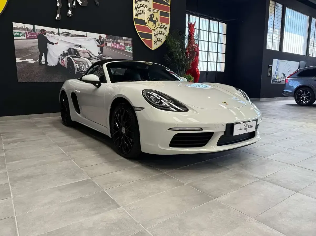 Usata Porsche 718 Boxster 300 CV (220 kW) 2016 Bianco carrara Cabrio